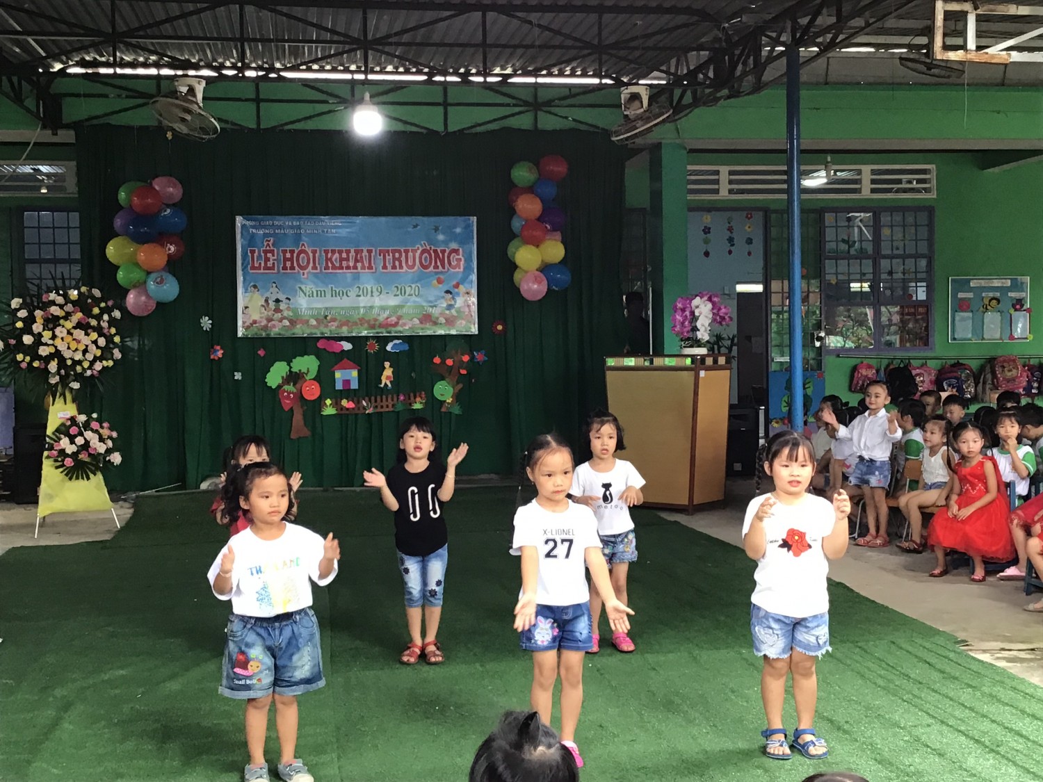 Bài múa lớp chồi 1